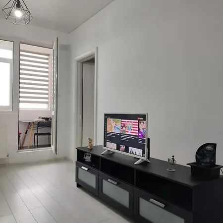 Calm-luxury Modern Free Parking Air Conditioning Espresso Bright View Complet Utilat * Bukareszt